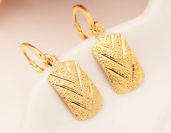 Gold Earrings Drops