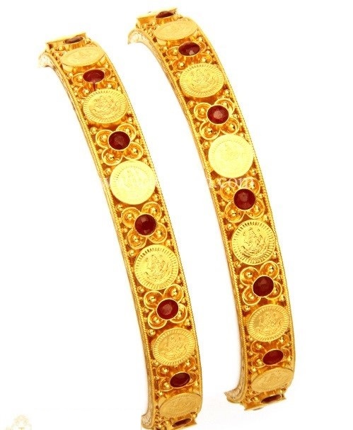 Kerala Style Gold Bangle