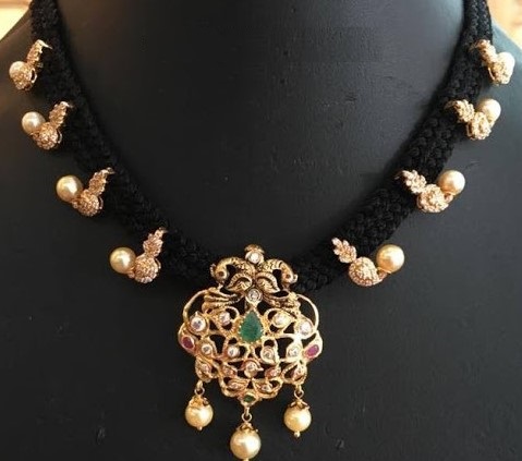 Dori Necklace