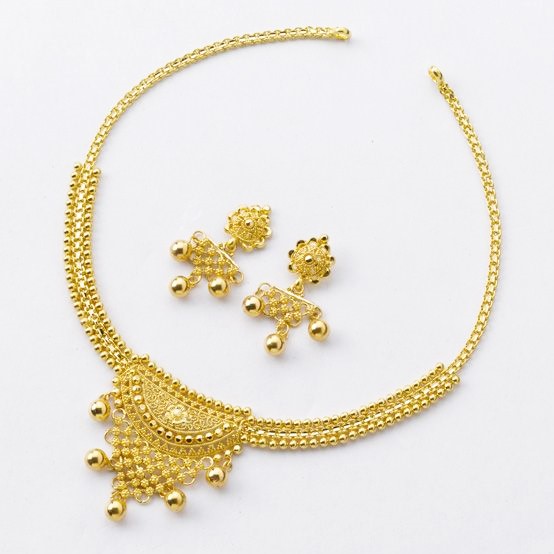 Light Weight Gold Necklace Set