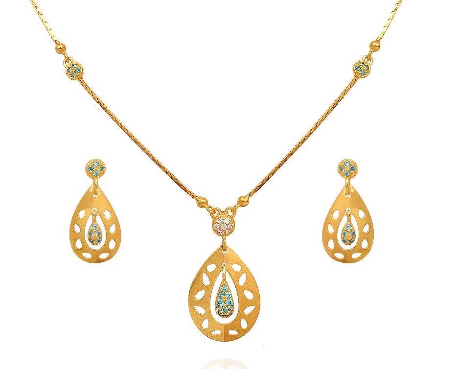 Light Weight Gold Necklace Set