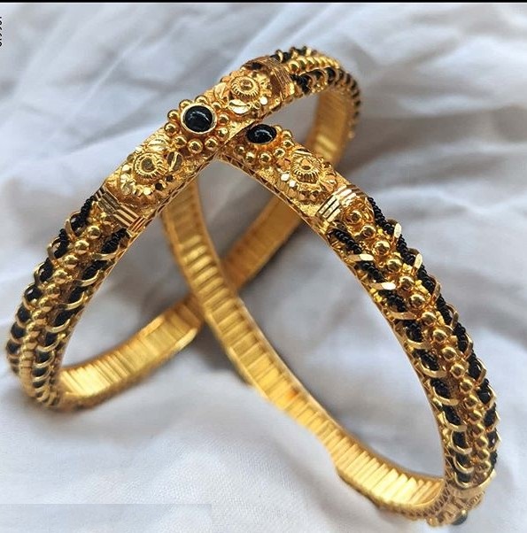 Karimani Gold Bangles 