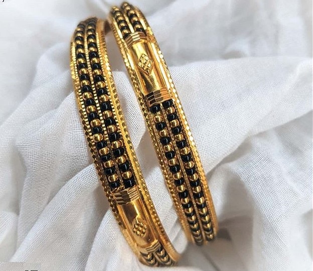 Karimani Gold Bangles 