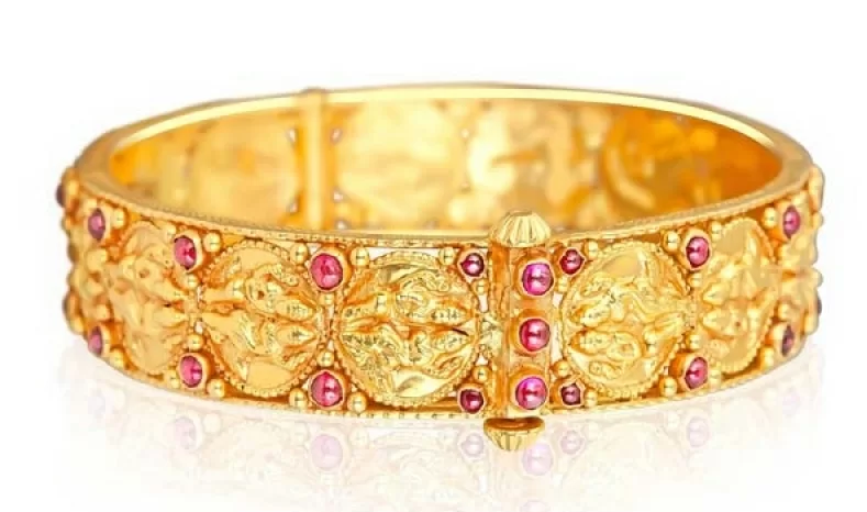 Kerala Style Gold Bangle