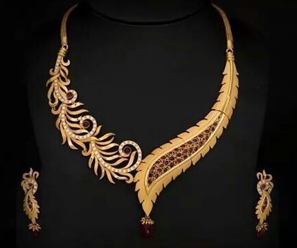 Gold Necklace Set 