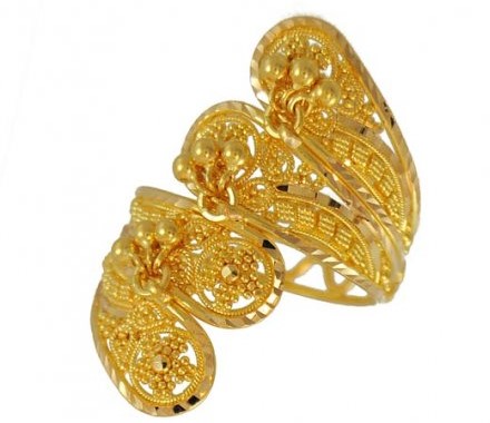 women gold ring