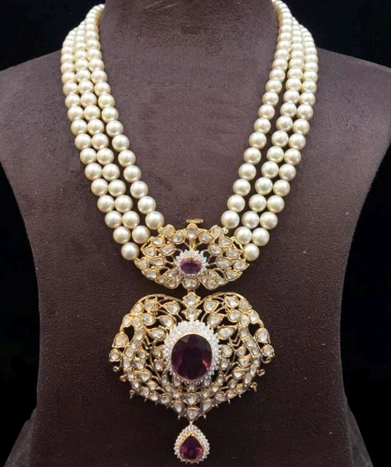Antique Pearl Necklace Designs