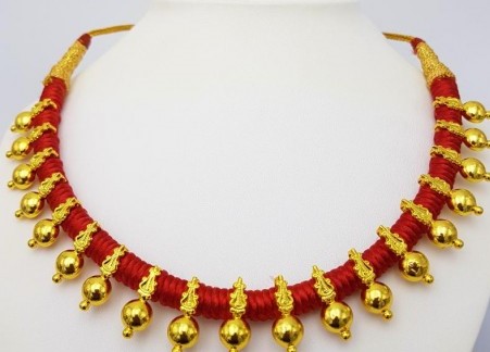 Thushi Necklace