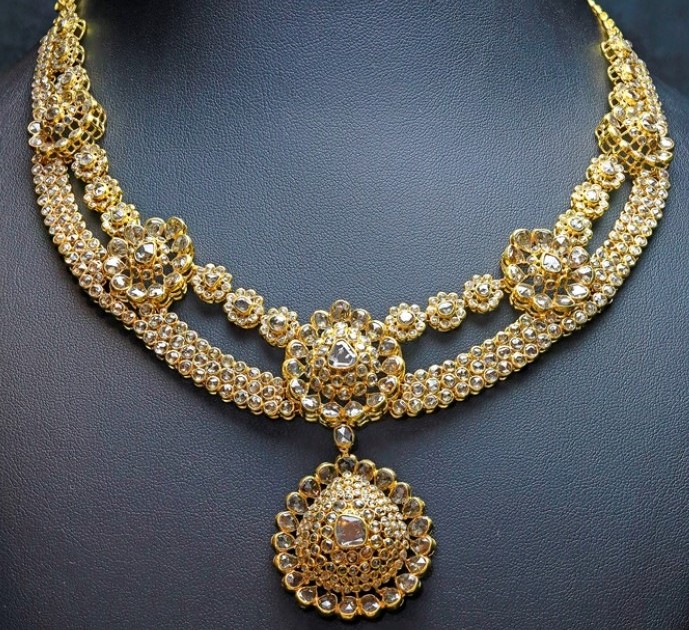 Oval Uncut Diamond Necklace