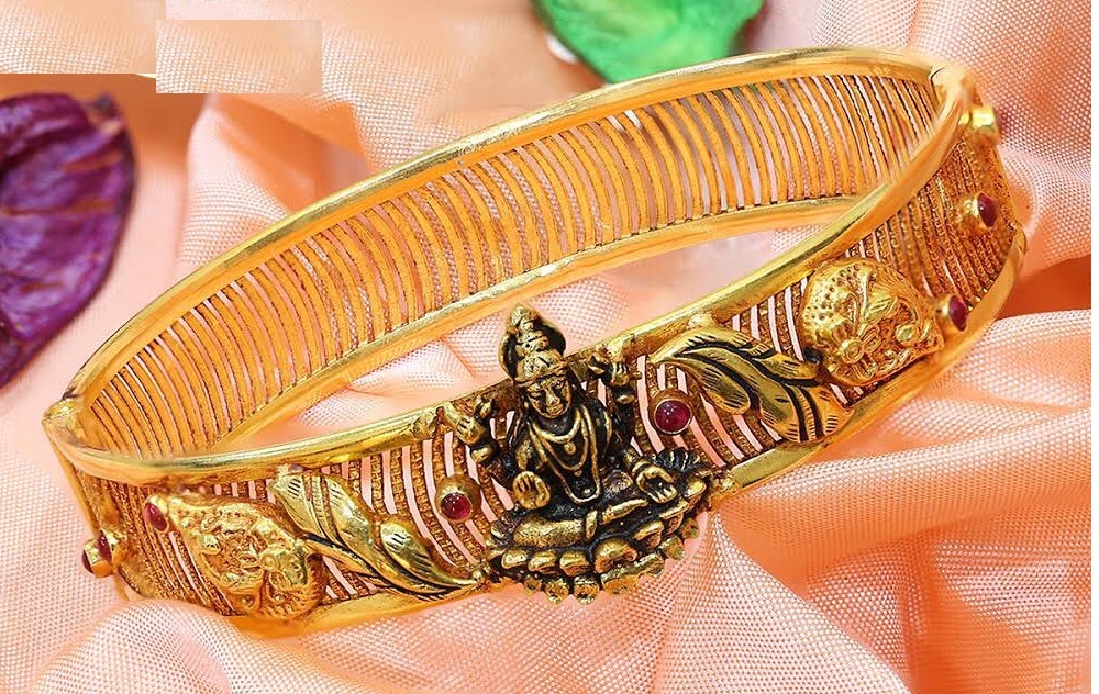 Antique Bangles with Kemp Stones