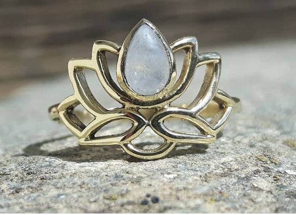 Lotus Ring