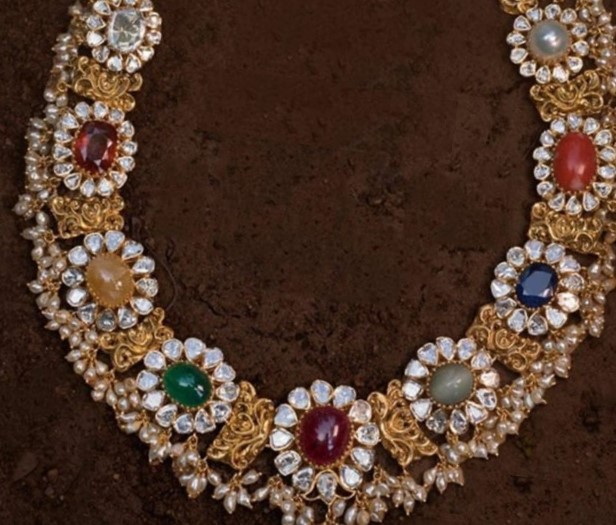 Navratna necklace