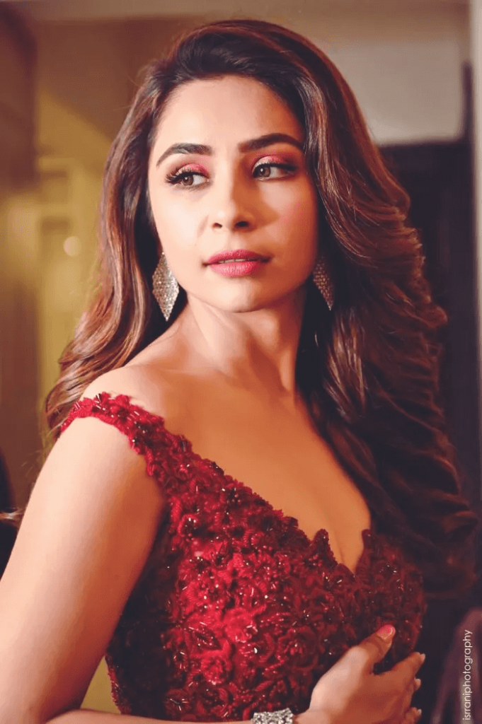 Sonaakshi Raaj jewelry