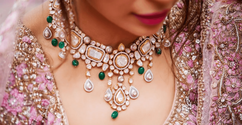 Sonaakshi Raaj jewelry