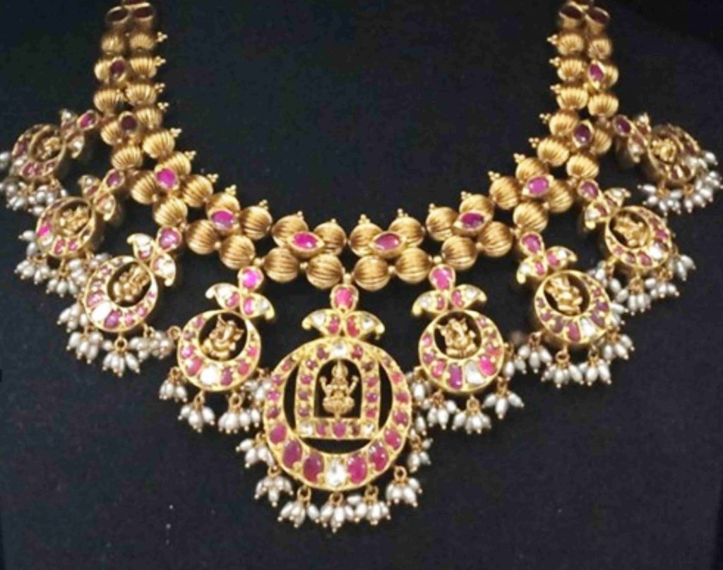 Antique Kundan Necklace