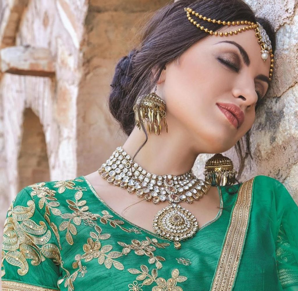 Bridal Jewellery|Bridal lehenga|Kundan Jewellery