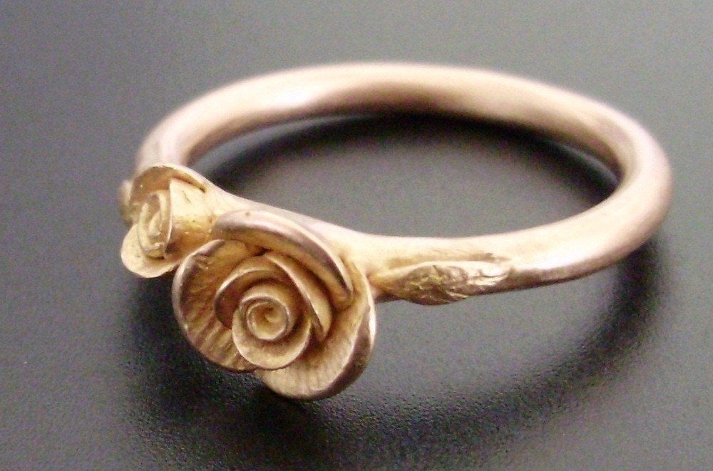 rose gold ring flower design