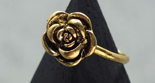 rose gold ring flower design