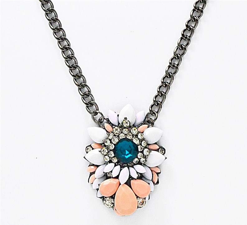 Statement Pendant Necklace