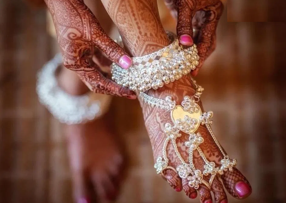 Kaal Pilli | Silver Anklets for Kodava Brides | Dhanalakshmi Jewellers