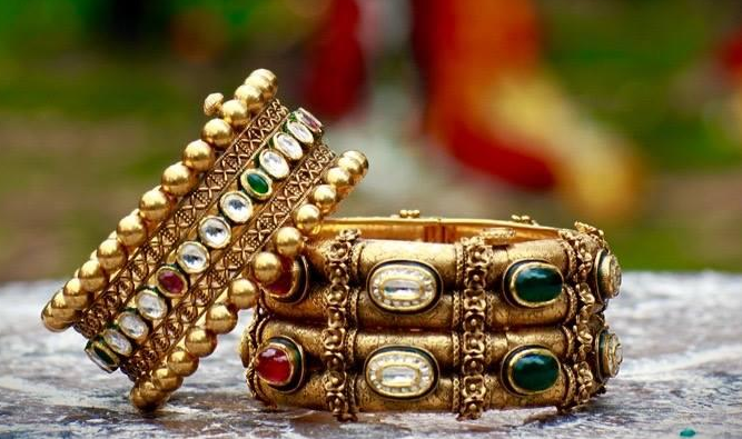 Rajputi Gold Bangles Design