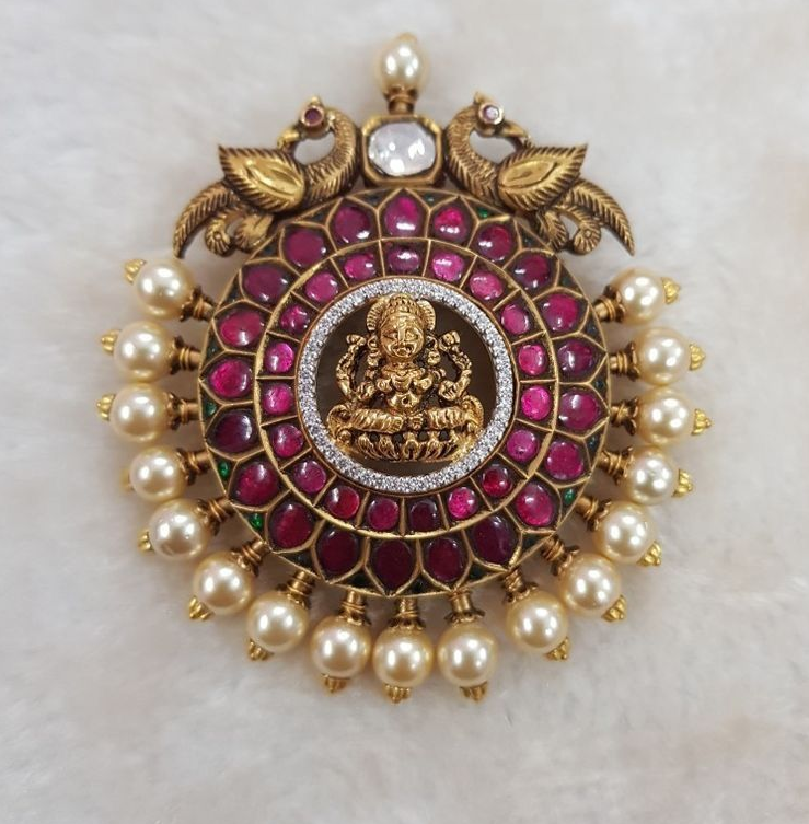 Antique Gold Earrings Designs | Dhanalakshmi Jewellers