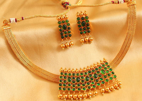 Poothali mala in chain