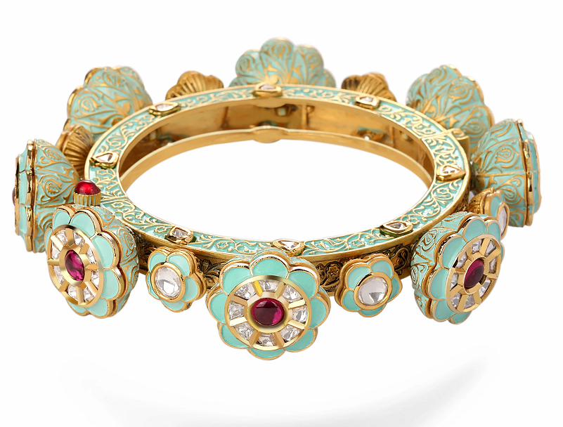 Gajra Bangle Designs in Gold