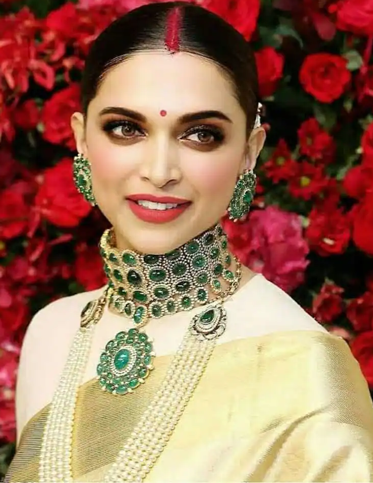 Deepika Padukone in Sabyasachi Jewelry|Bridal Jewelry