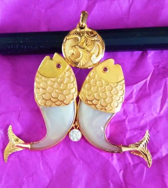 Lion Nail with Diamonds Taj Gold Plated Pendant for Men - Design 572 -  YouTube