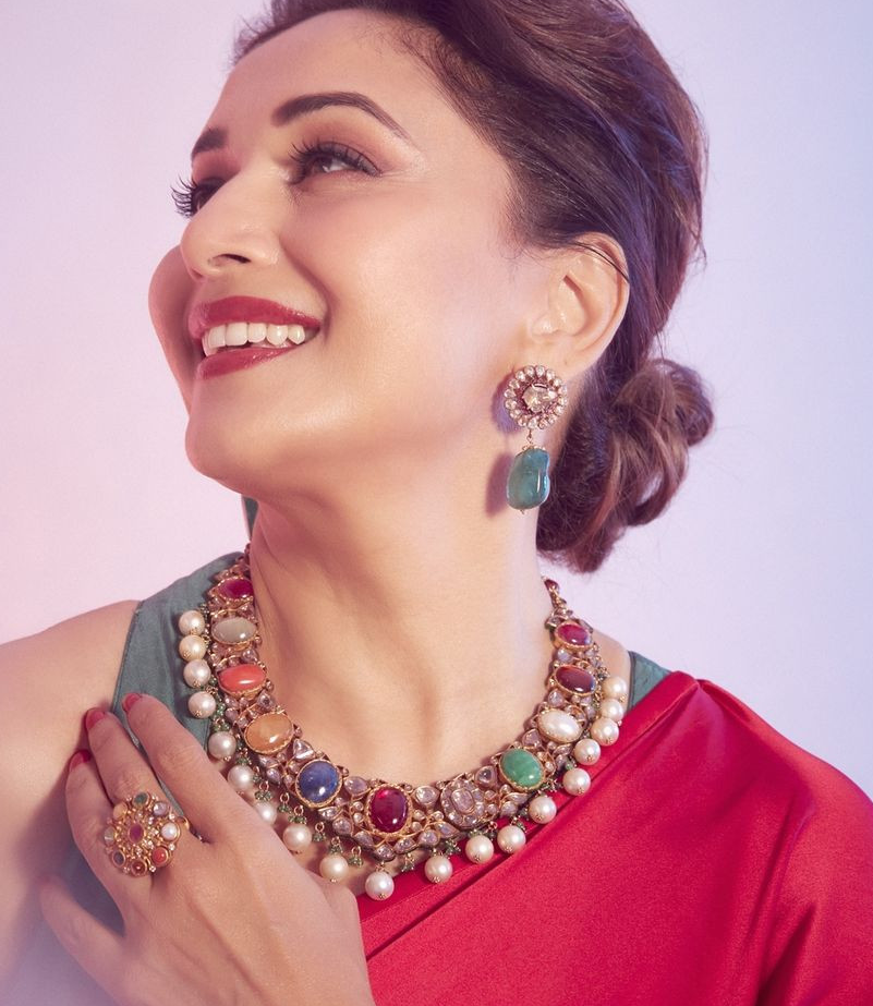 MADHURI DIXIT |NAVRATNA NECKLACE|NAVRATNA FINGER RING