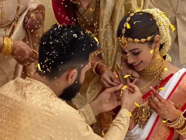 Mouni Roy Wedding|Suraj Nambiar|Dubai businessman|Malayali Wedding|Kerala Wedding|Nmabiar wedding