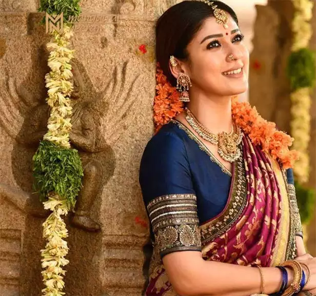 Nayanthara in GRT Gold Jewelleries ~ South India Jewels | Gold jewelry  outfits, Gold fashion necklace, Indian jewellery design