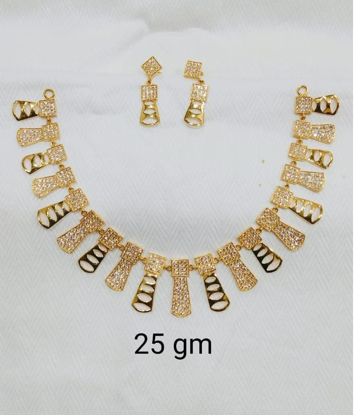 Light Weight Gold Necklace Designs With Weight