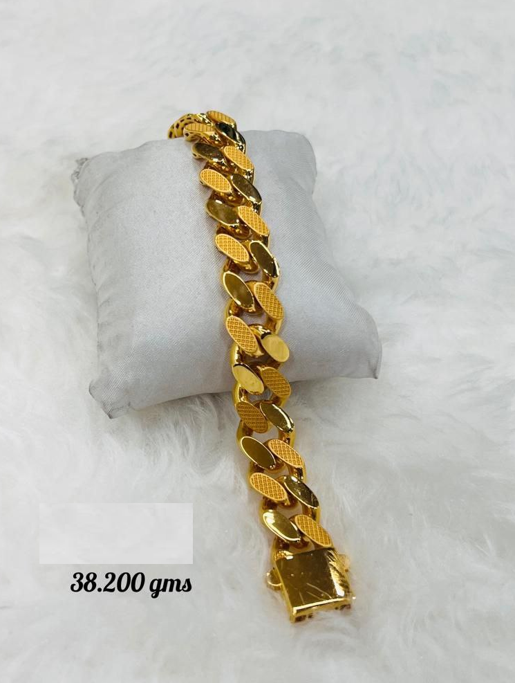 Buy 22Kt Gold Casting Gents Bracelet 165VG3004 Online from Vaibhav Jewellers-sonthuy.vn