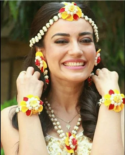 Bridal haldi jewellery |floral jewellery