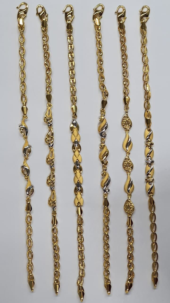Buy quality 916 Gold Heart Design Fancy Ladies Bracelet in Ahmedabad-sonthuy.vn