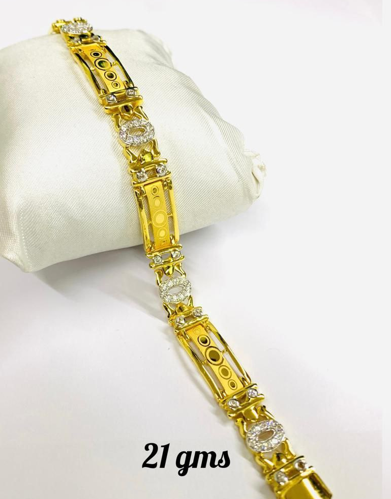 Gold Plated Om Damroo Rudraksha Bracelet – Japam
