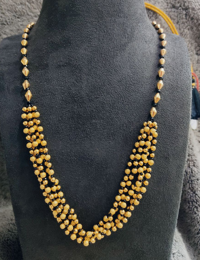 Rubans Gold-Toned Necklace Set with Gilded Pendant, Golden Beads, and