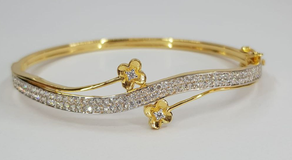 trendy bracelets for ladies gold