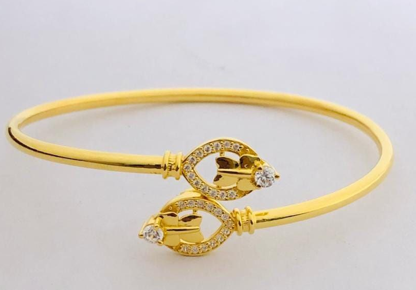 trendy bracelets for ladies gold