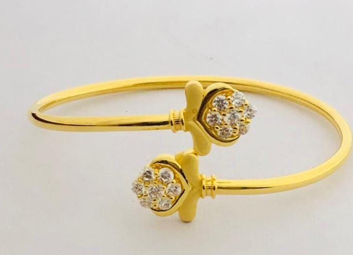 trendy bracelets for ladies gold