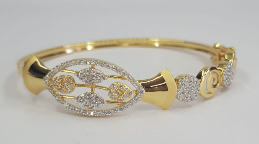 trendy bracelets for ladies gold