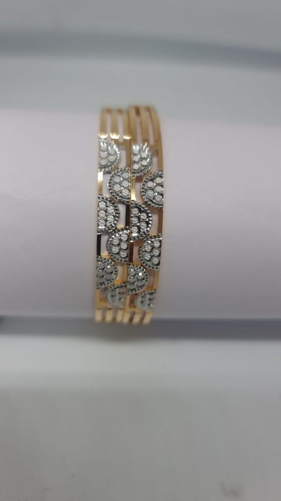 Latest Gold Bangle Designs Catalogue | Latest Gold Bangle Designs 2023