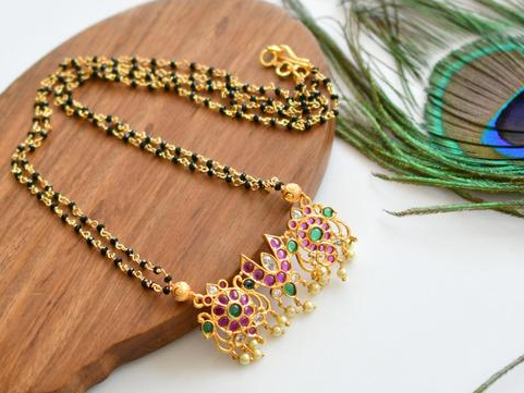Shanku Chakra Locket